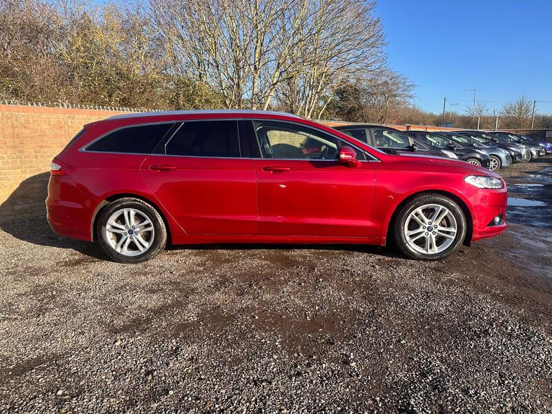 FORD MONDEO