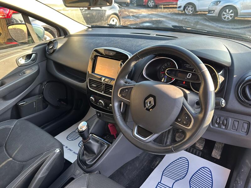 RENAULT CLIO