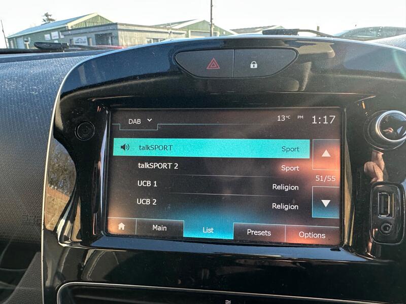 RENAULT CLIO