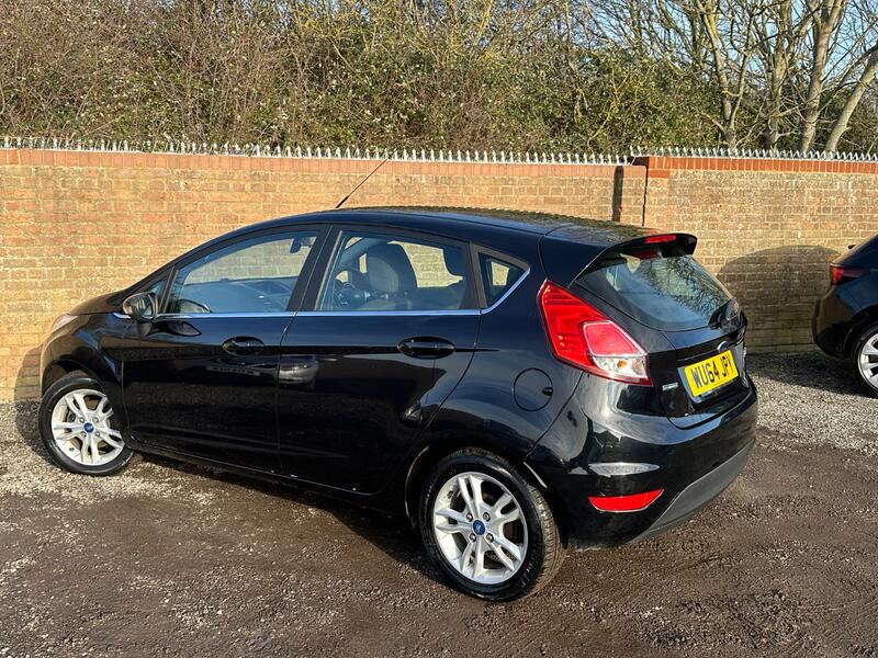FORD FIESTA